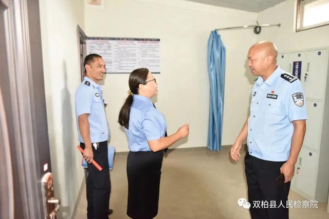 双柏:派驻县公安局执法办案管理中心检察室挂牌成立